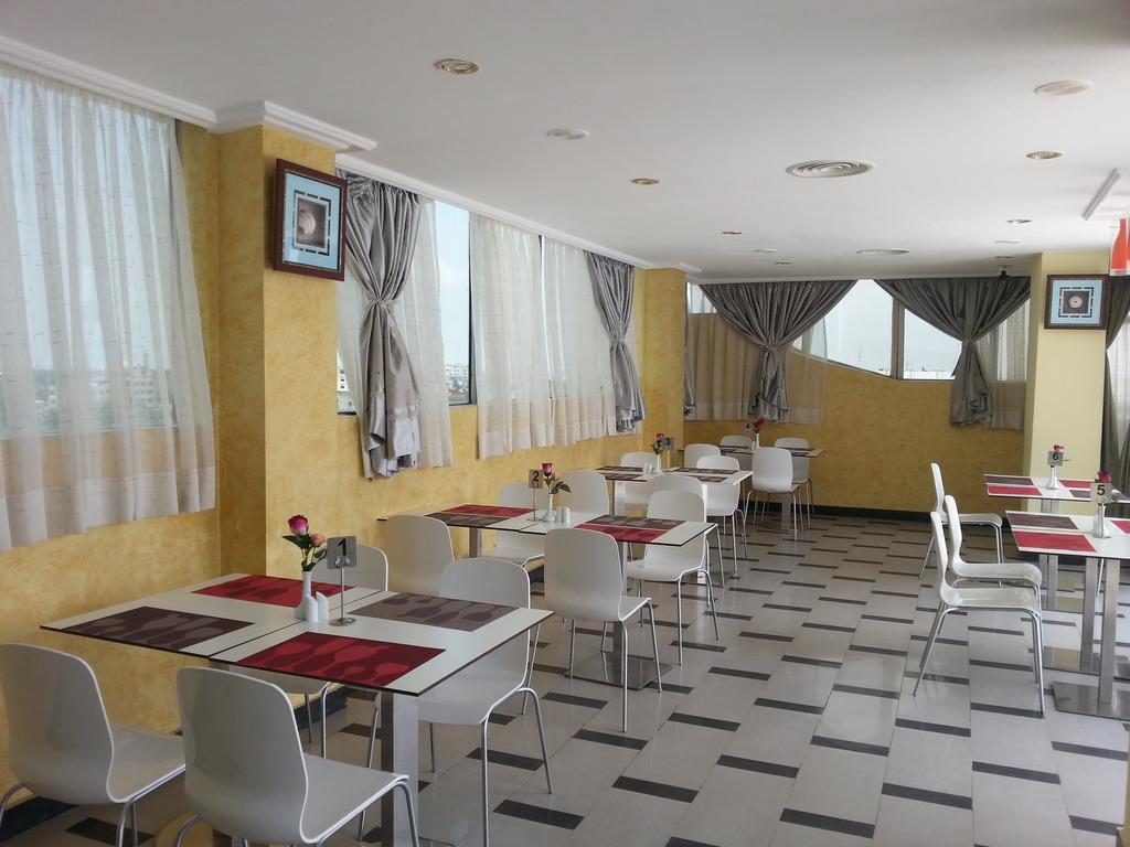 Bénin Royal Hôtel Cotonou Esterno foto