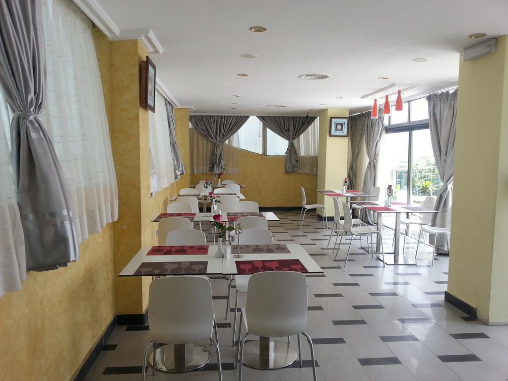 Bénin Royal Hôtel Cotonou Esterno foto