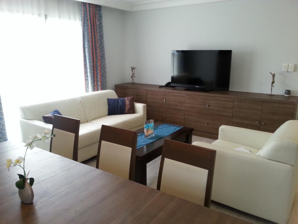 Bénin Royal Hôtel Cotonou Esterno foto